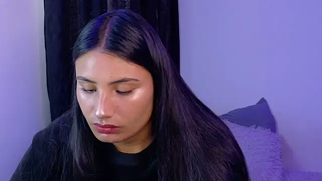 Snapshot of Linda_andrew chatting on May 2026 04:03:02 PM Linda andrew online show from May 2026 04:03:02 PM