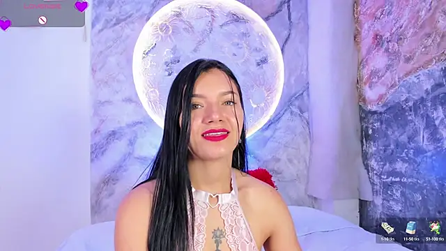 Snapshot of RoxanaBorns_ chatting on October 2025 12:28:01 PM RoxanaBorns  online show from October 2025 12:28:01 PM