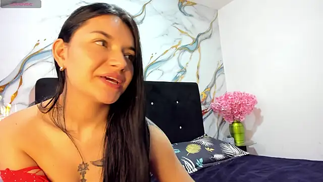 RoxanaBorns  online show from June 2026 12:22:01 PM