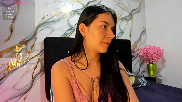 RoxanaBorns  online show from July 2026 09:16:01 AM