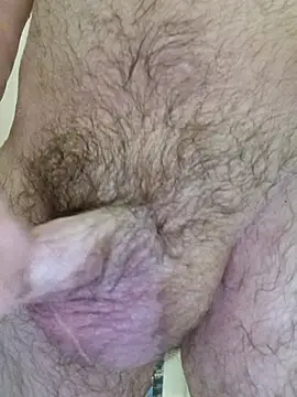 Snapshot of Lewisbbb chatting on December 2025 10:26:02 PM Lewisbbb online show from December 2025 10:26:02 PM