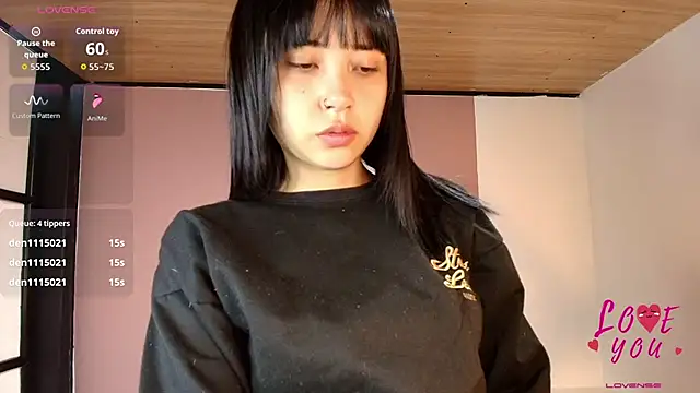 Hanna Lee   online show from March 2026 05:04:01 PM