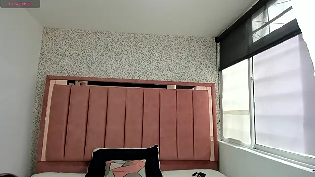 Hanna Lee   online show from March 2026 07:54:01 PM