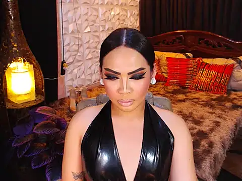 GODDESSHUGECOCKANDREA online show from April 2026 04:30:01 PM