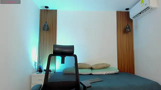 Susyrosse1 online show from October 2025 03:28:02 AM