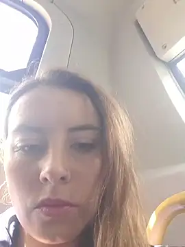 Scarlett Pink Rose online show from November 2025 06:00:02 PM