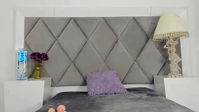GiadaRizzo online show from September 2025 05:05:01 PM