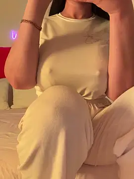 OnlyRima online show from October 2025 01:10:01 PM