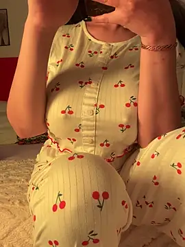 OnlyRima online show from November 2025 09:48:01 PM