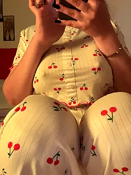 OnlyRima online show from October 2025 12:17:01 PM