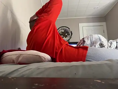 k nutz87 online show from February 2026 09:33:02 PM