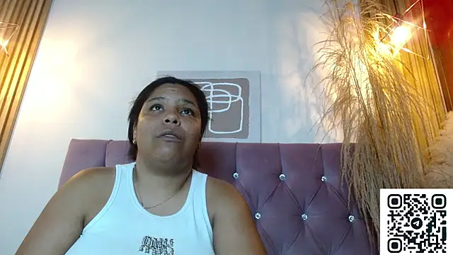 naomi campbel  online show from May 2026 01:55:01 AM