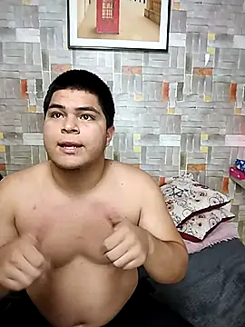 naomi campbel  online show from December 2025 08:55:02 PM