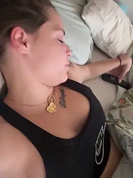 Wildmaca online show from December 2025 10:03:02 AM