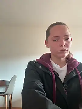 Snapshot of Wildmaca chatting on December 2025 02:55:01 PM Wildmaca online show from December 2025 02:55:01 PM