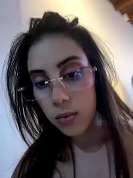 Harley J  online show from November 2025 12:11:02 PM