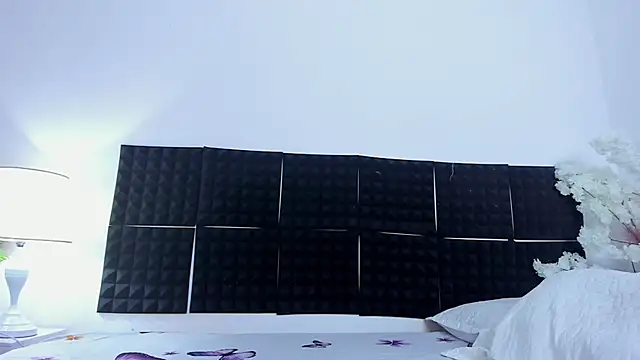 guadalupe21  online show from November 2025 07:40:02 PM