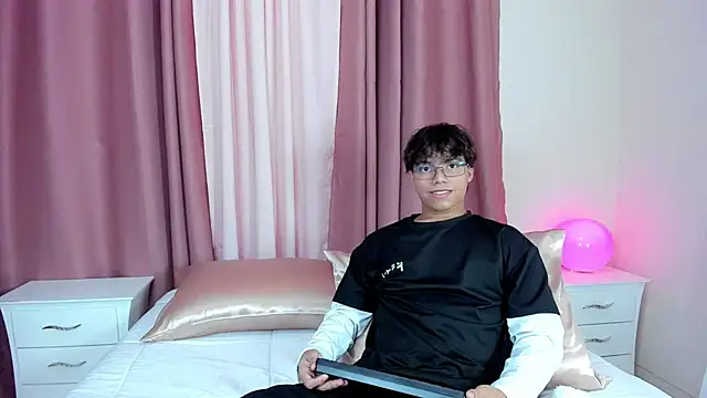 Honeymoon sariel online show from December 2025 08:32:02 PM