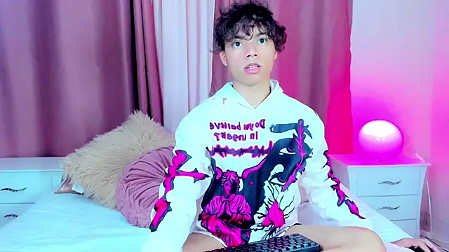 Honeymoon sariel online show from February 2026 08:30:01 PM