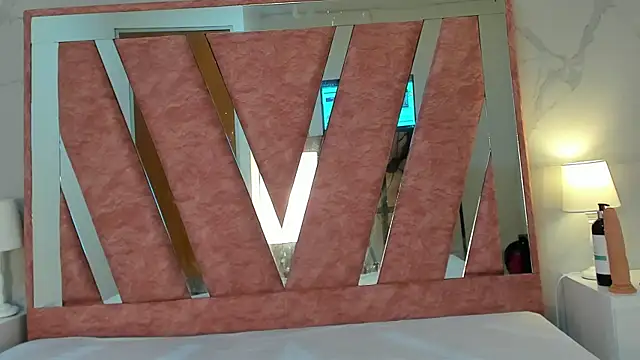 Snapshot of Megan_Sweetas chatting on October 2025 09:16:01 PM Megan Sweetas online show from October 2025 09:16:01 PM