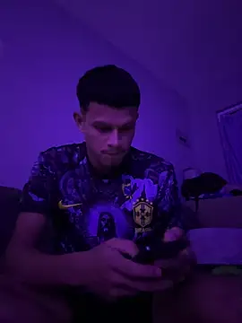 Snapshot of CHARLY-- chatting on October 2025 08:11:01 AM CHARLY-- online show from October 2025 08:11:01 AM