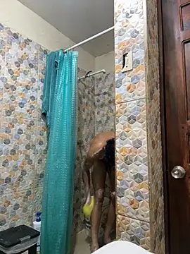 Snapshot of CHARLY-- chatting on September 2025 01:11:01 AM CHARLY-- online show from September 2025 01:11:01 AM