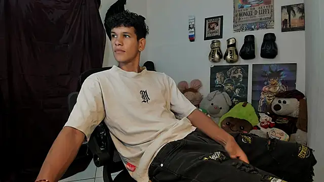 brandonstonexl online show from March 2026 11:01:02 PM