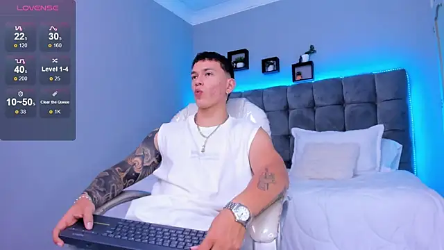 Thomas moon online show from January 2026 08:15:01 PM