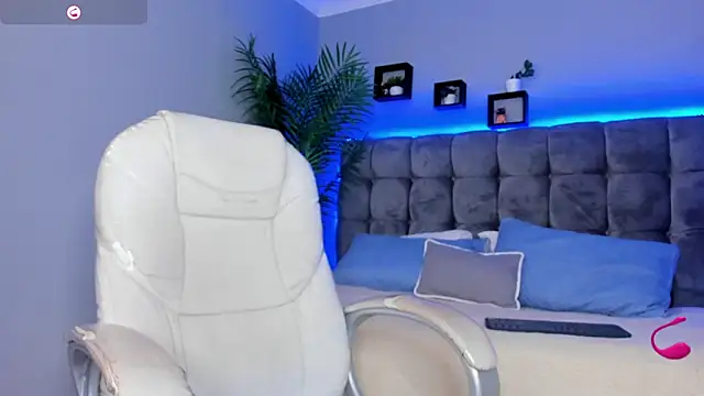 Thomas moon online show from March 2026 01:50:01 PM