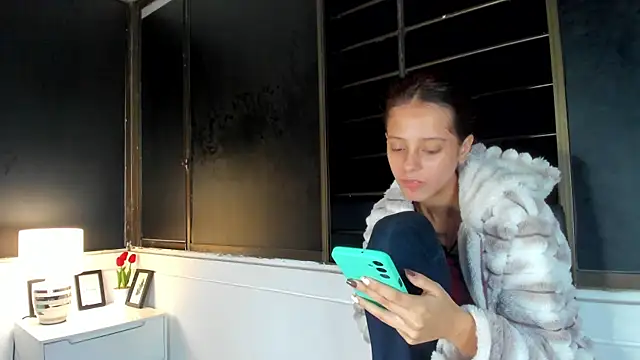 Snapshot of HellAndDante_ chatting on January 2026 04:38:01 AM HellAndDante online show from January 2026 04:38:01 AM