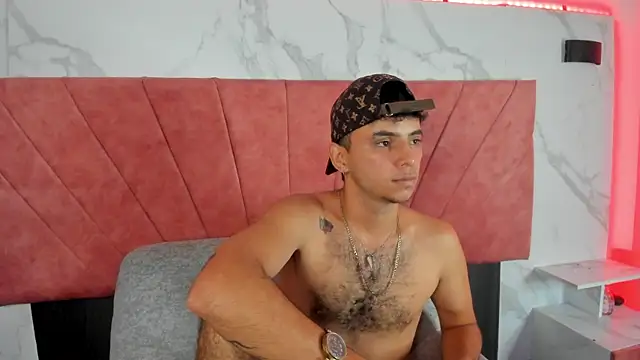 Snapshot of HellAndDante_ chatting on January 2026 12:36:02 AM HellAndDante online show from January 2026 12:36:02 AM