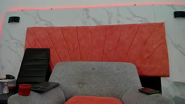 Snapshot of HellAndDante_ chatting on February 2026 08:09:01 PM HellAndDante online show from February 2026 08:09:01 PM