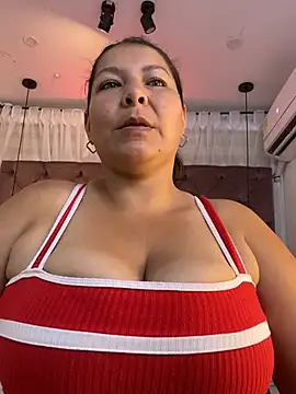 Snapshot of Sussan__ chatting on June 2026 11:48:01 AM Sussan online show from June 2026 11:48:01 AM