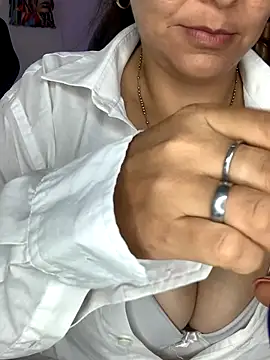 Sussan   online show from October 2025 12:04:01 PM