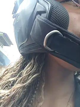 Elowen Clark online show from February 2026 06:17:02 PM