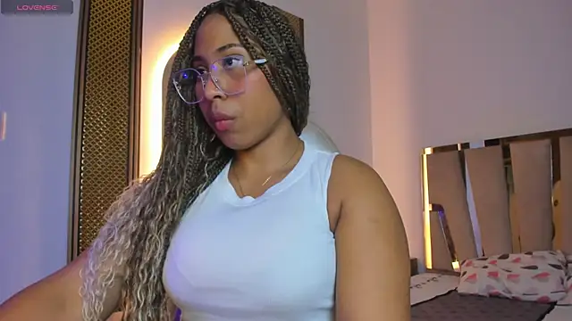 Elowen Clark online show from February 2026 07:46:01 PM