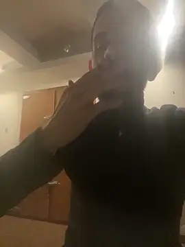 lolo7121 online show from April 2026 11:55:01 PM