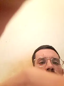 lolo7121 online show from September 2025 09:32:02 PM