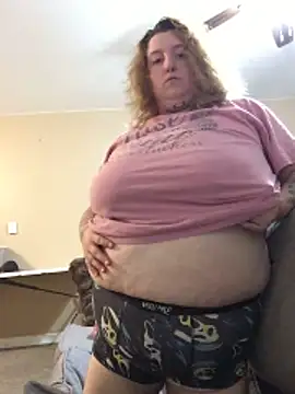 vanessraine online show from April 2026 03:41:01 AM