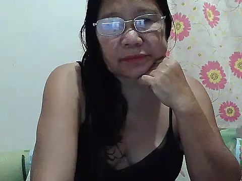 AMANDA99X online show from February 2026 04:07:01 PM