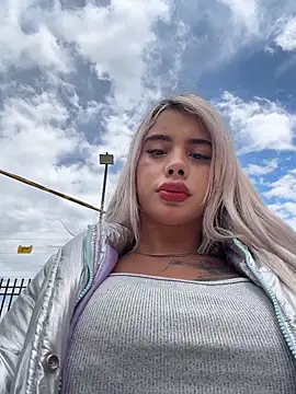 YouCandiSumisa online show from March 2026 06:09:02 PM