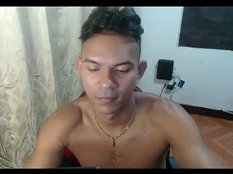 Snapshot of Pantera360 chatting on October 2025 03:25:02 AM Pantera360 online show from October 2025 03:25:02 AM