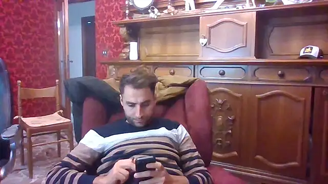 Torissimo92 online show from October 2025 08:14:01 AM