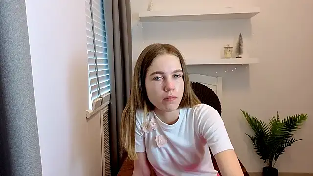 Snapshot of Spicy_Lexi chatting on June 2026 06:46:02 AM Spicy Lexi online show from June 2026 06:46:02 AM