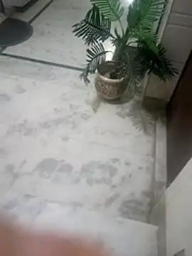 Yourrambo online show from April 2026 05:25:01 PM