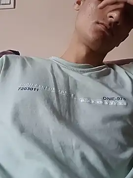 Yourrambo online show from May 2026 06:29:02 AM