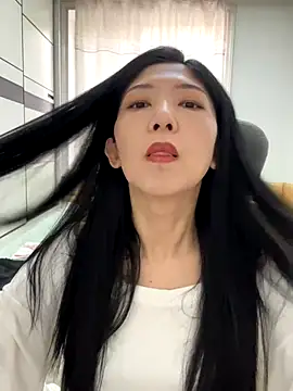 Snapshot of xiaoxianerw chatting on December 2025 06:47:01 AM xiaoxianerw online show from December 2025 06:47:01 AM