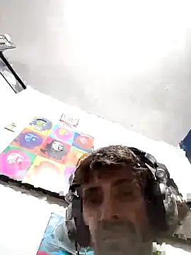 githot online show from September 2025 06:42:01 AM