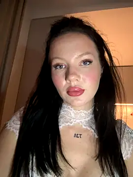 Snapshot of RussianBonita chatting on October 2025 05:21:01 PM RussianBonita online show from October 2025 05:21:01 PM