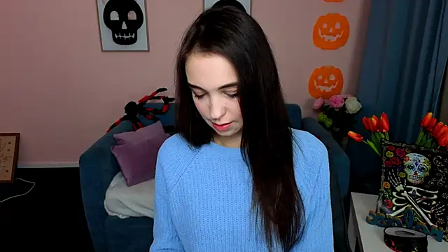 Snapshot of EllaSteele chatting on October 2025 08:53:02 PM EllaSteele online show from October 2025 08:53:02 PM